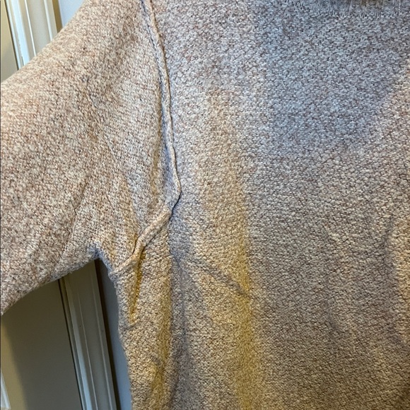 Universal Thread Sweater - Picture 3 of 5